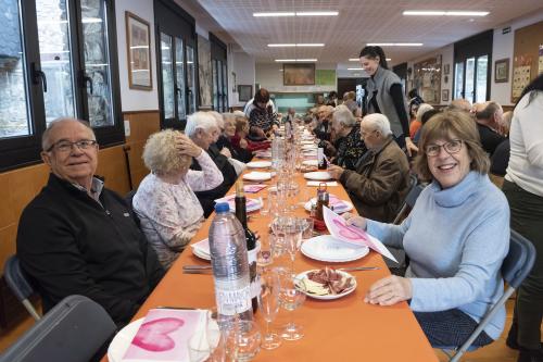 dinar de Nadal a Aina