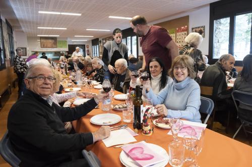 dinar de Nadal a Aina