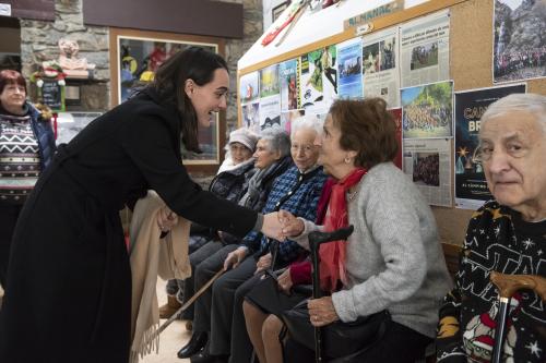 dinar de Nadal a Aina