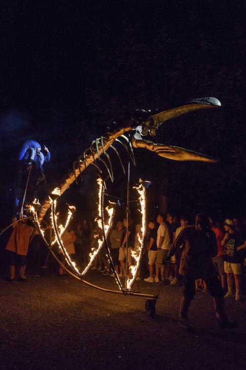 ESCÈNIC ARTS VELES E VENTS