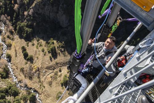 Obertura jumping Pont Tibeta
