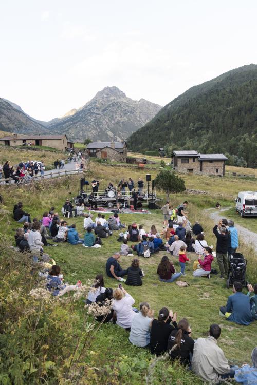 ESQUELLA INCLES WALKING MUSIC FESTIVAL