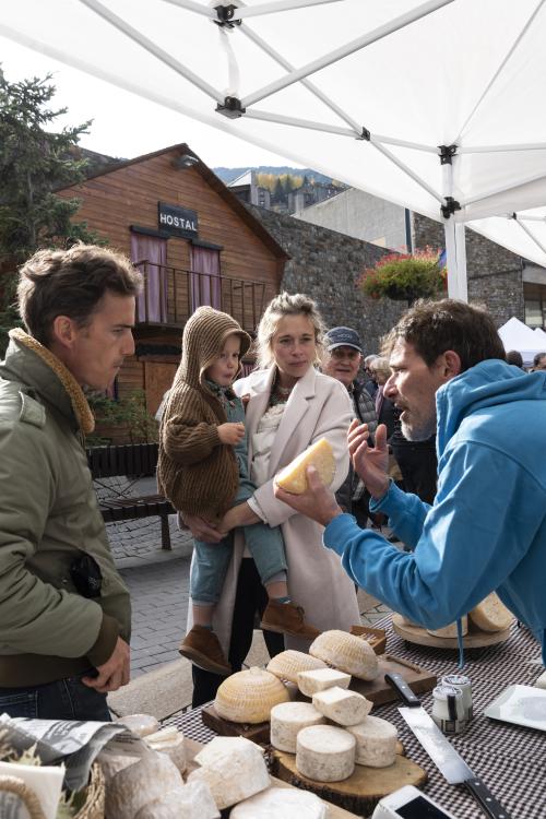 FIRA DE BESTIAR I ARTESANIA 2025